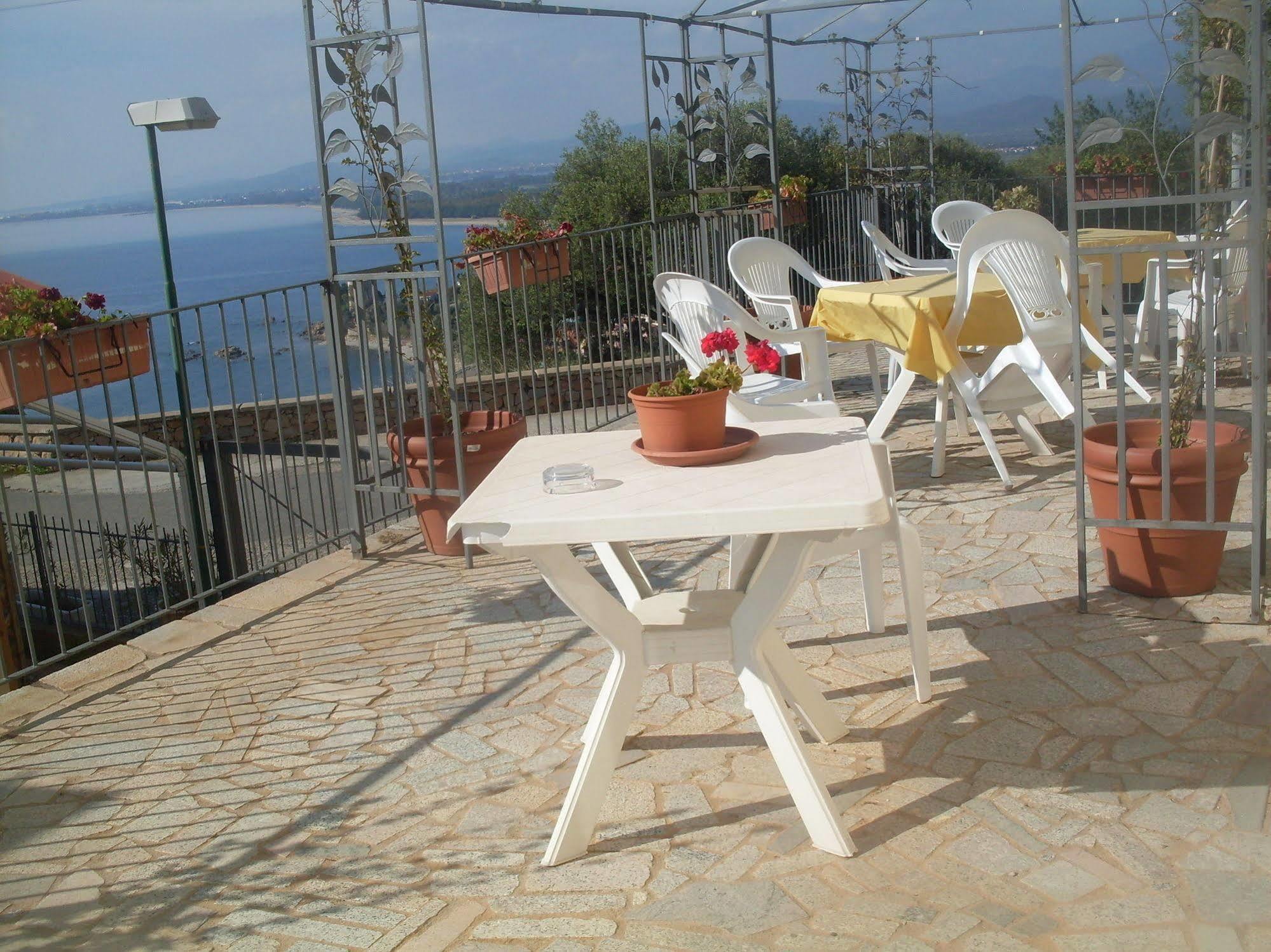 Ostello Bellavista Santa Maria Navarrese Dış mekan fotoğraf