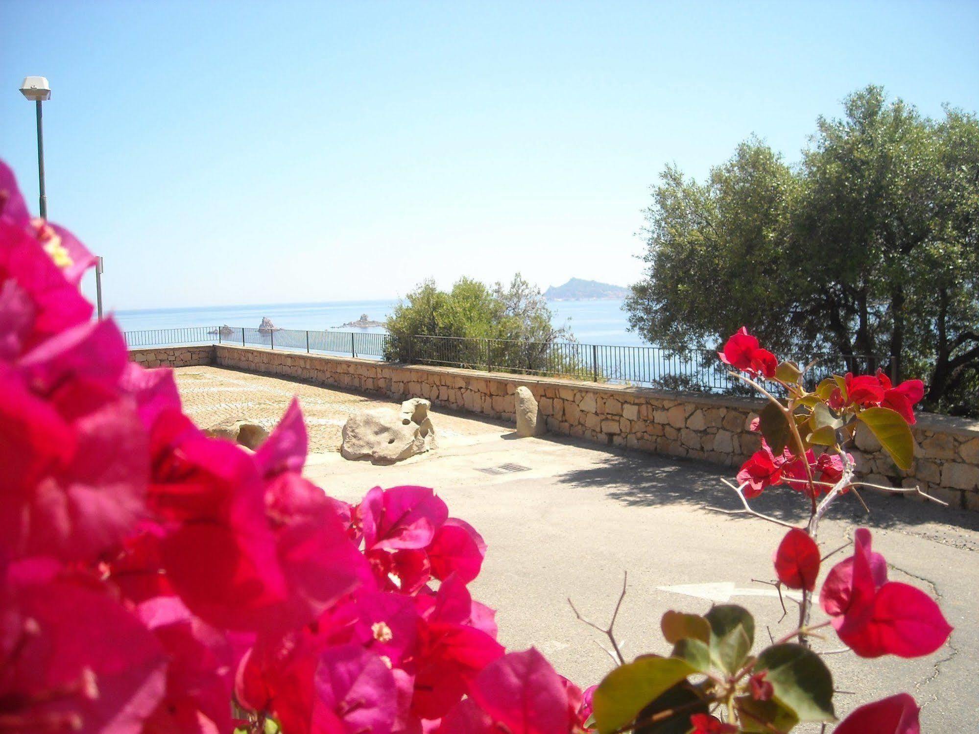 Ostello Bellavista Santa Maria Navarrese Dış mekan fotoğraf